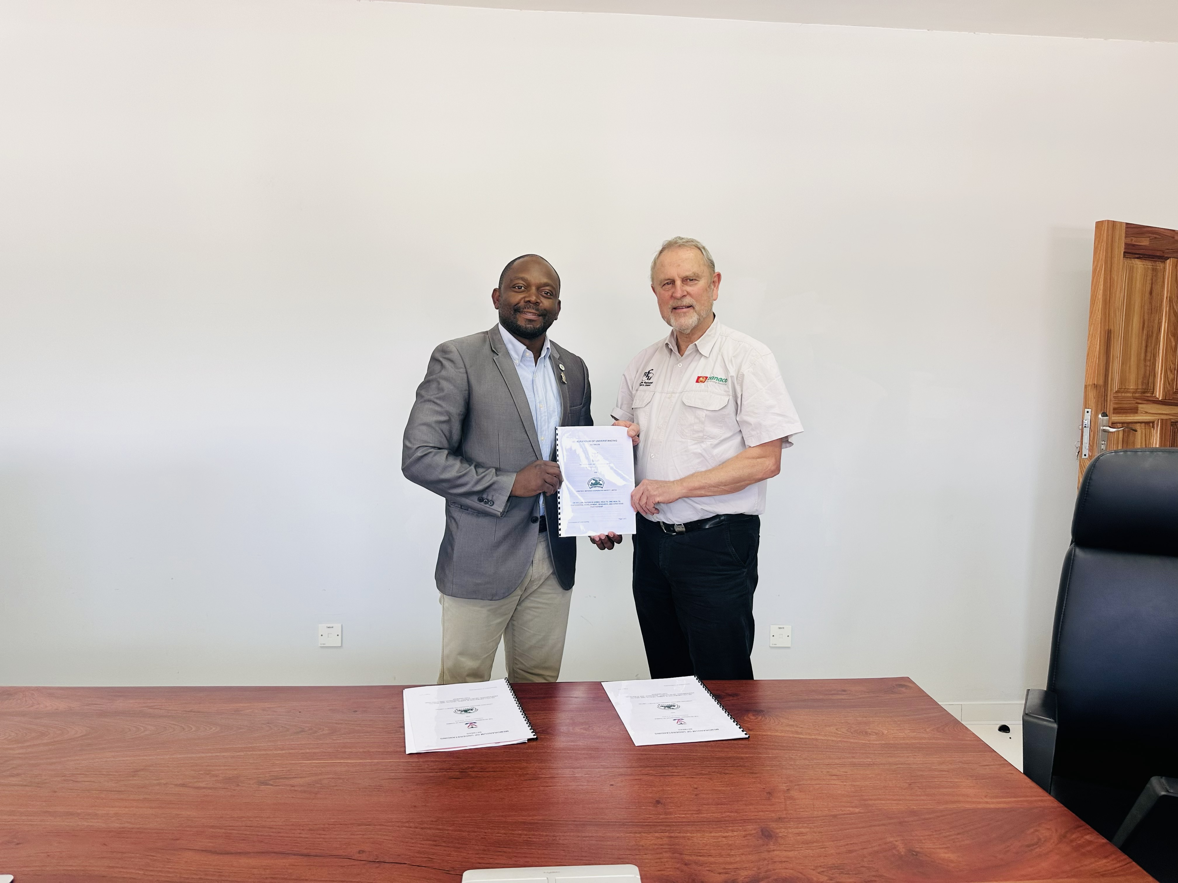 VAZ SIGNS FIVE-YEAR PARTNERSHIP WITH LIVESTOCK SERVICES, TAKING THE VETERINARY PROFESSION TO THE FARM GATE